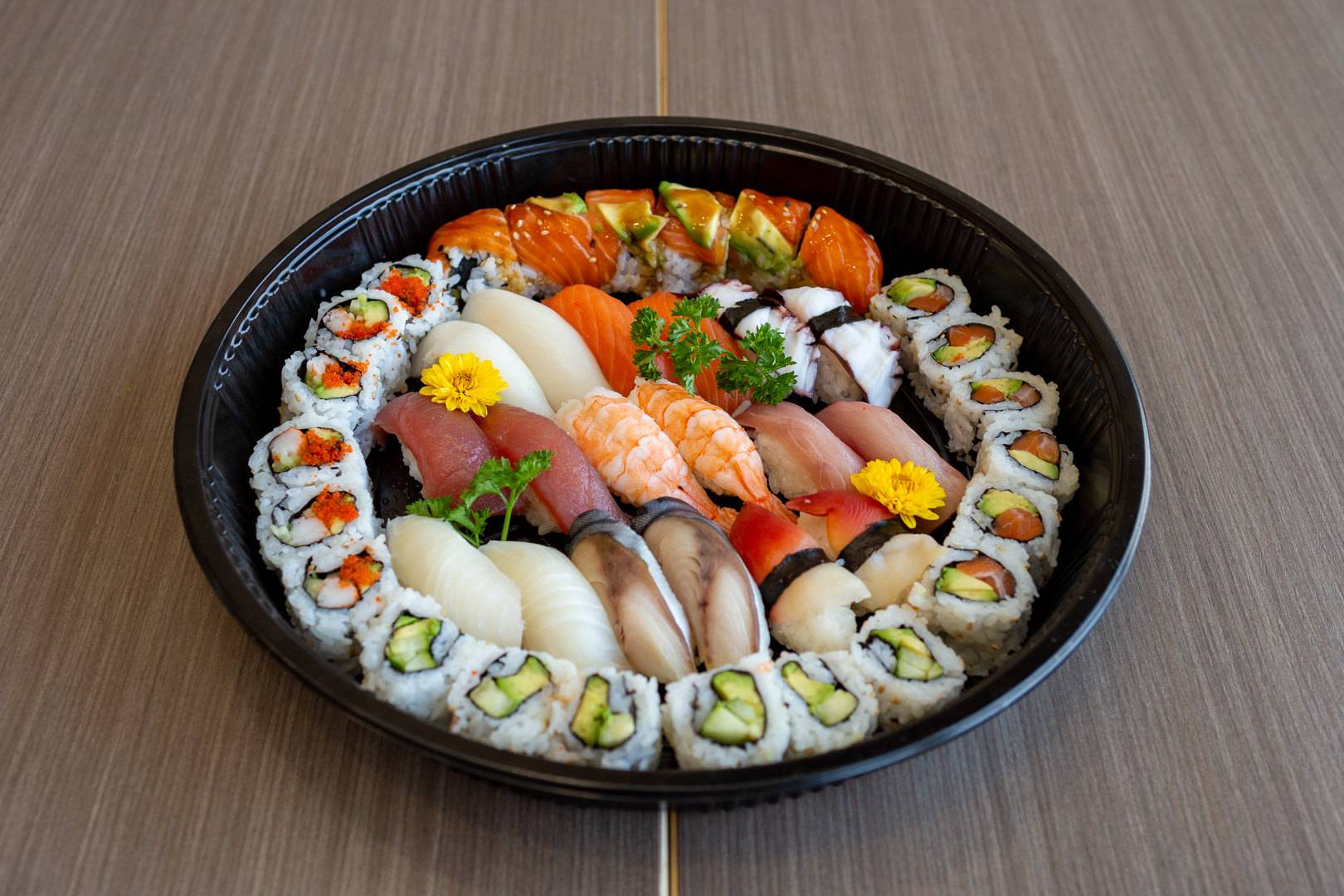 E2 Sushi，Roll Tray（寿司，卷物拼盘）42pcs